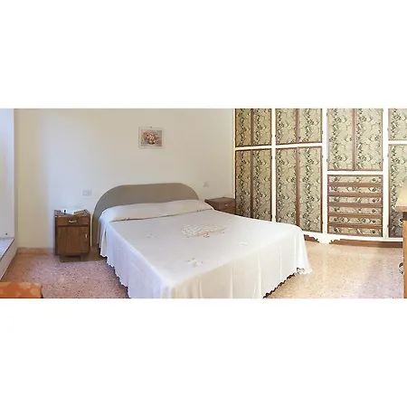 Nice Assisi Διαμέρισμα *